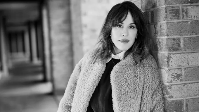 23-MOLLY-RINGWALD-photo-by-Dustin-Rabin