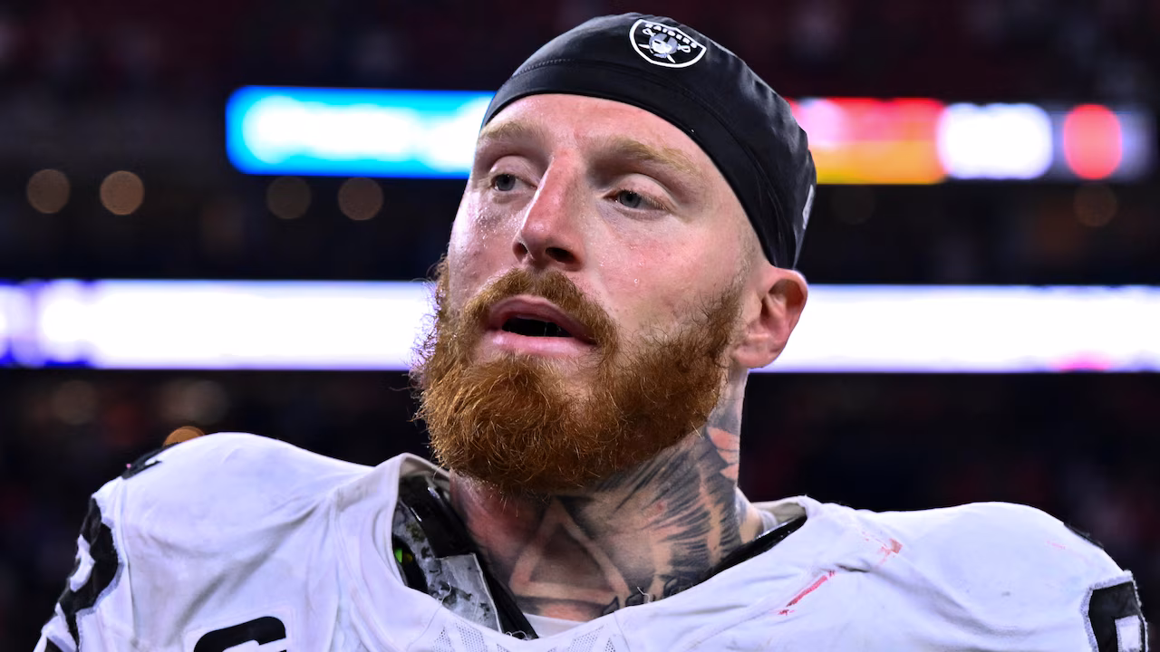 Raiders_Crosby_Football_03168_3985x2242_(0,95)