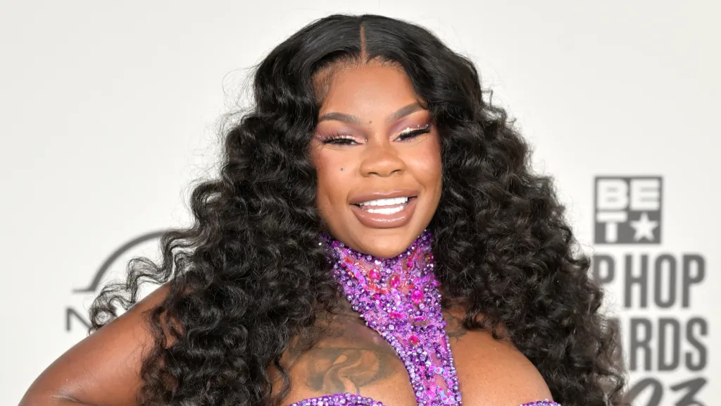 Sukihana-Snoop-Learn-Their-Unborn-Baby-Gender-At-Recent-Reveal-WATCH