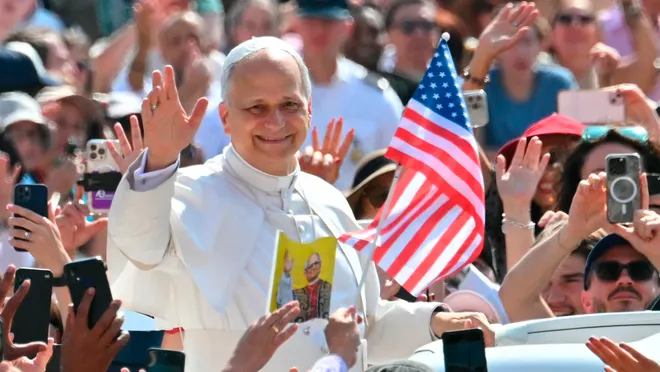 85528185007-pope-leo-xiv-15