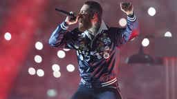 87500891007-post-malone-cowboys-halftime-112725