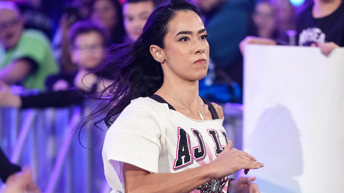 AJ-Lee-WWE-Raw-March-24