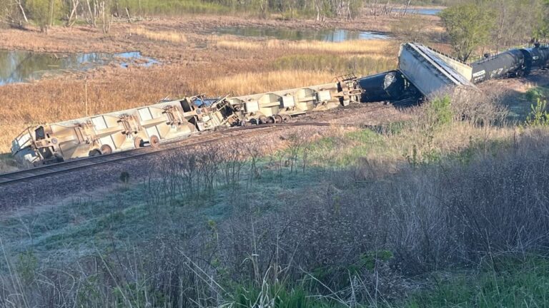 Henderson-Train-Derailment