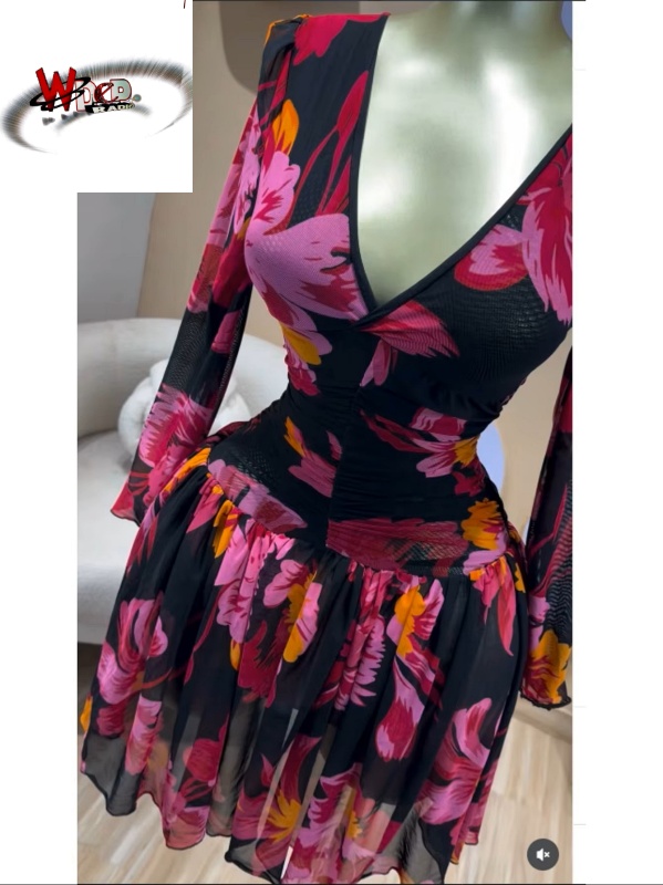 Floral Printed Deep V-neck Neck Fit and Flare Ruched A-line Dress - Image 4