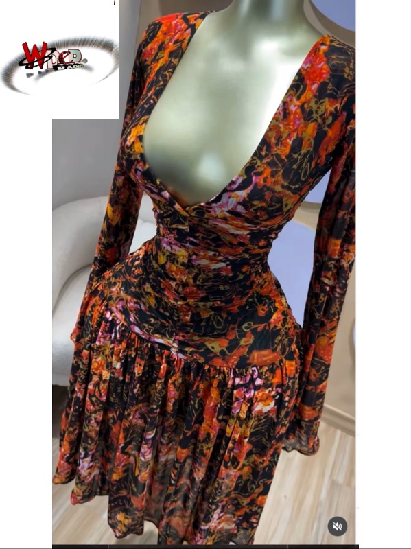 Floral Printed Deep V-neck Neck Fit and Flare Ruched A-line Dress - Image 7