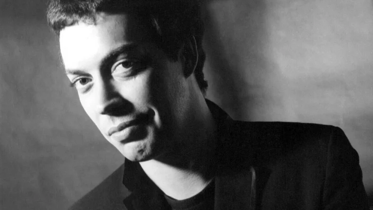 tim-curry-1970s-photofest-1280